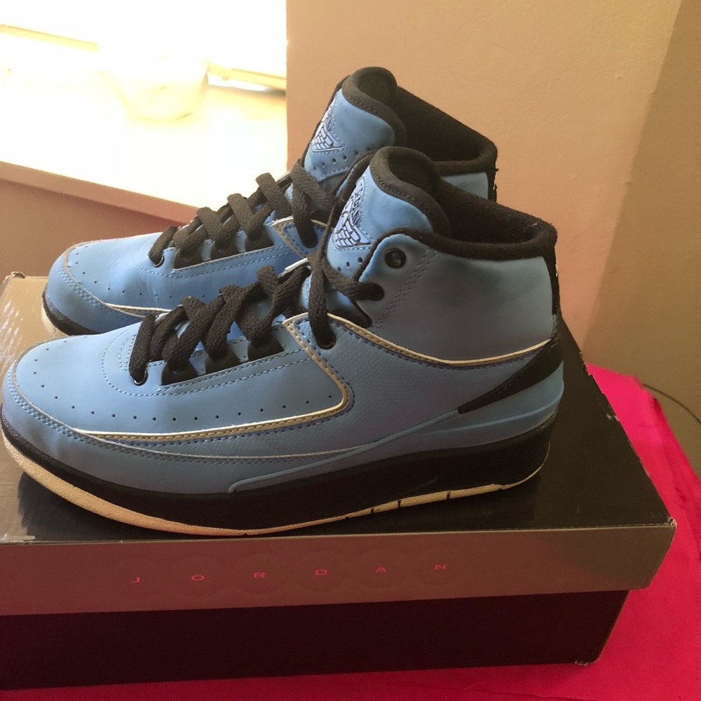 Air Jordan 2 Retro